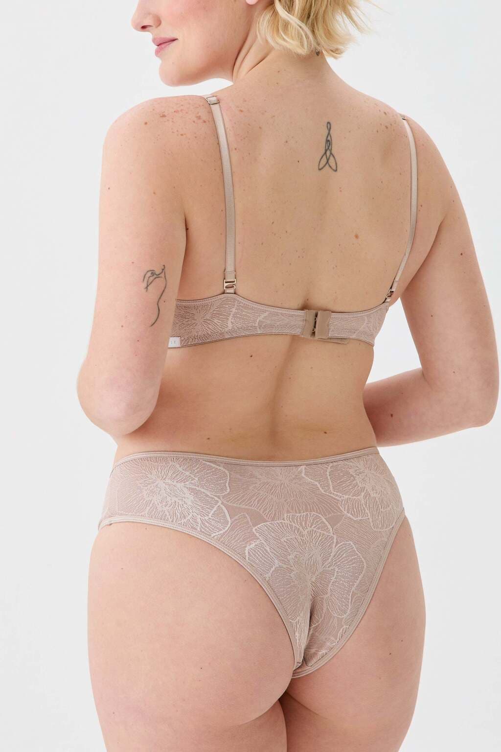 BIKINI DE TRICOT LABRADO
